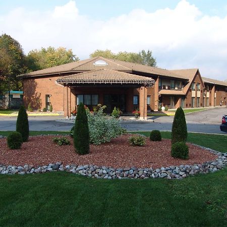 Comfort Inn East Scarborough Торонто Экстерьер фото